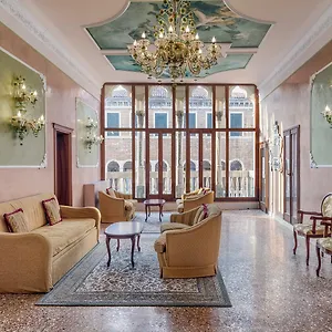 *** Hotel Pausania Italy